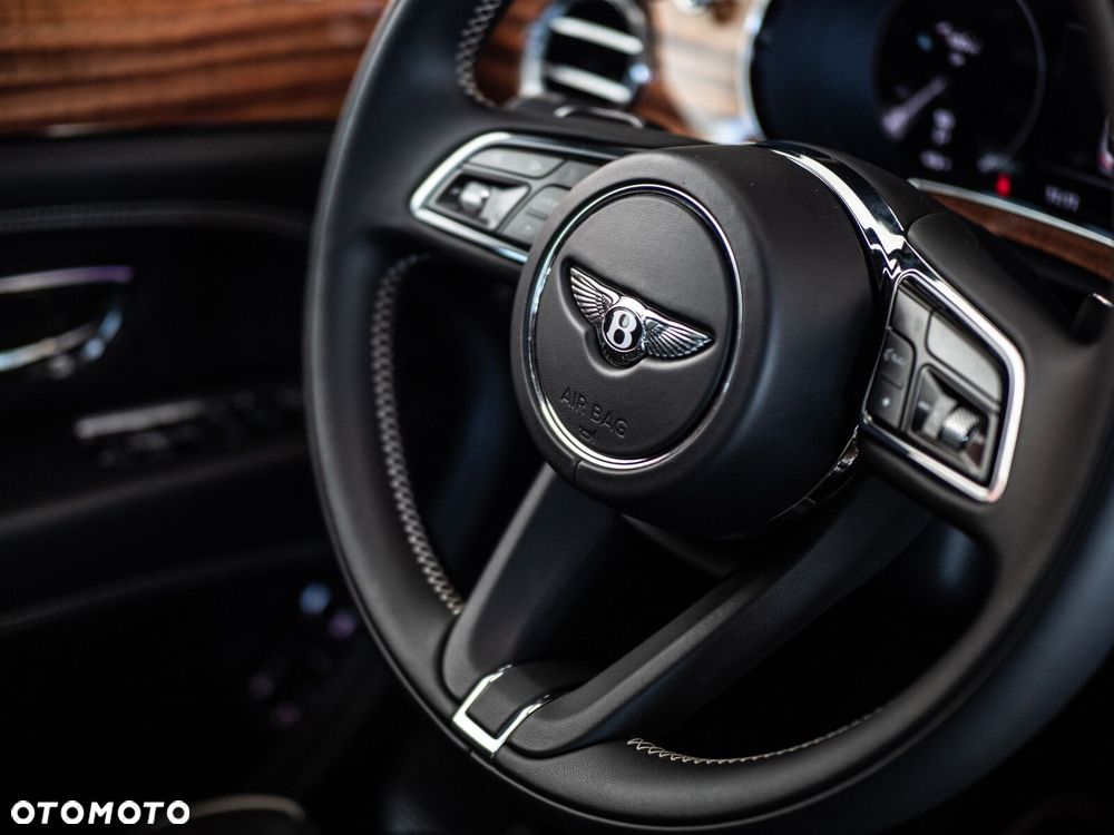 Bentley Bentayga - 26