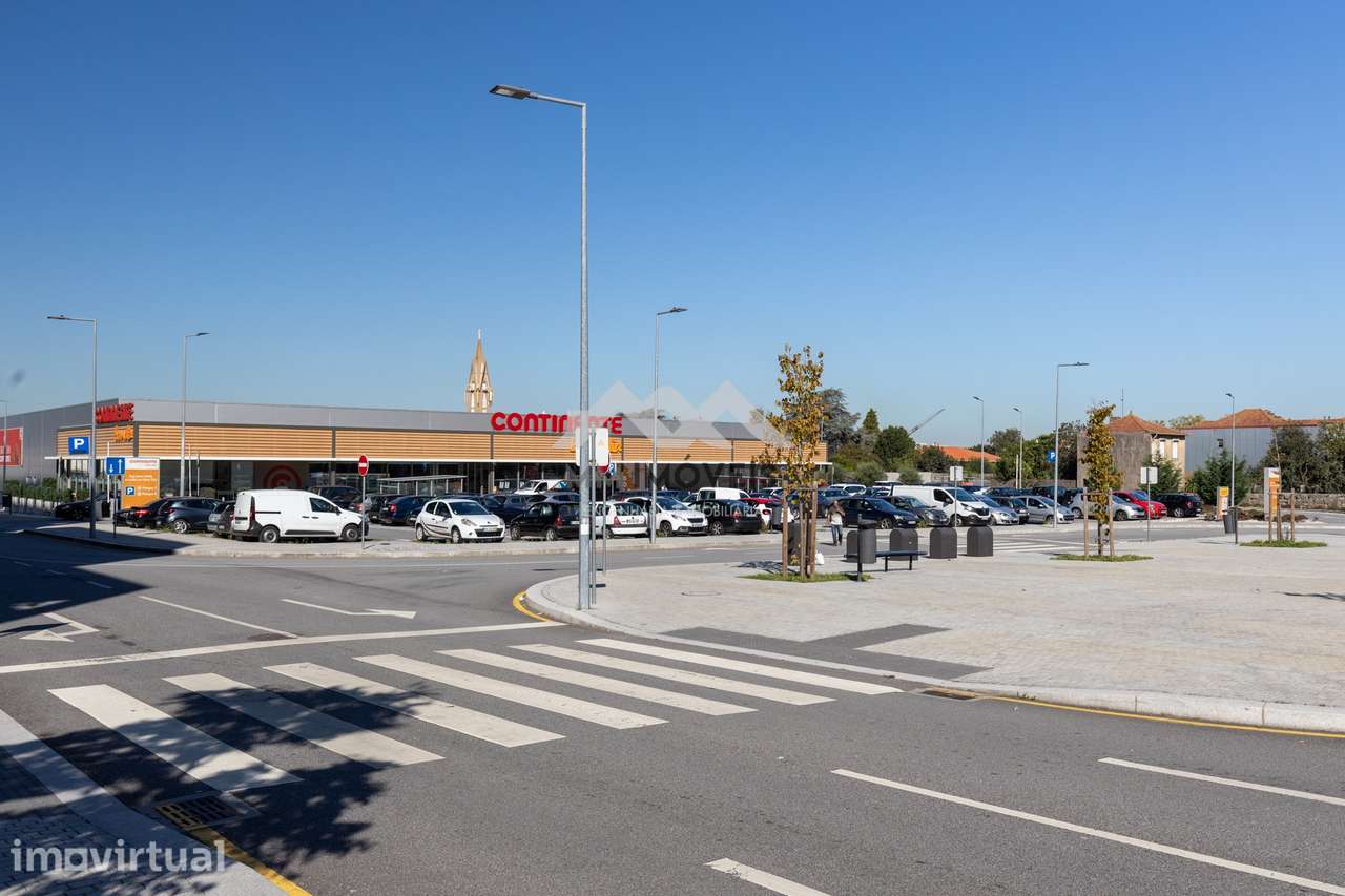 Loja com 207 m² | Amial – Paranhos | Excelente Visibilidade | Garagem - Grande imagem: 5/28