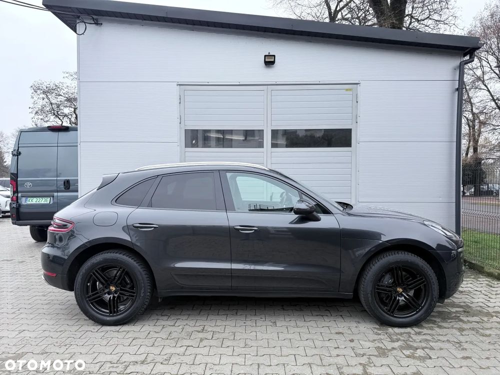 Porsche Macan - 3