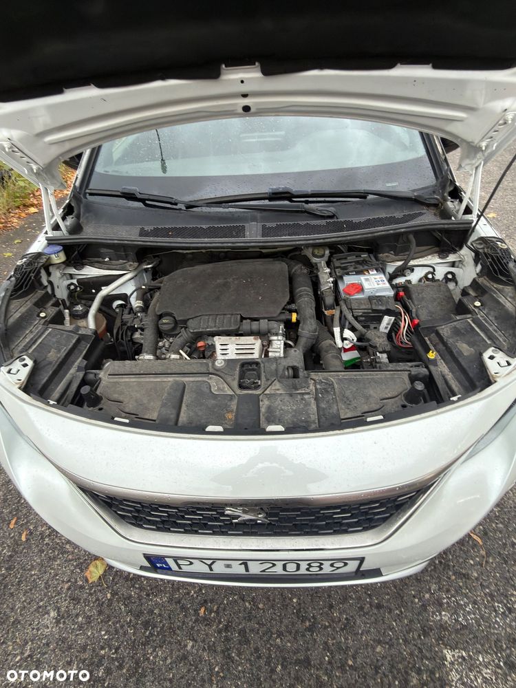 Peugeot 5008 - 15