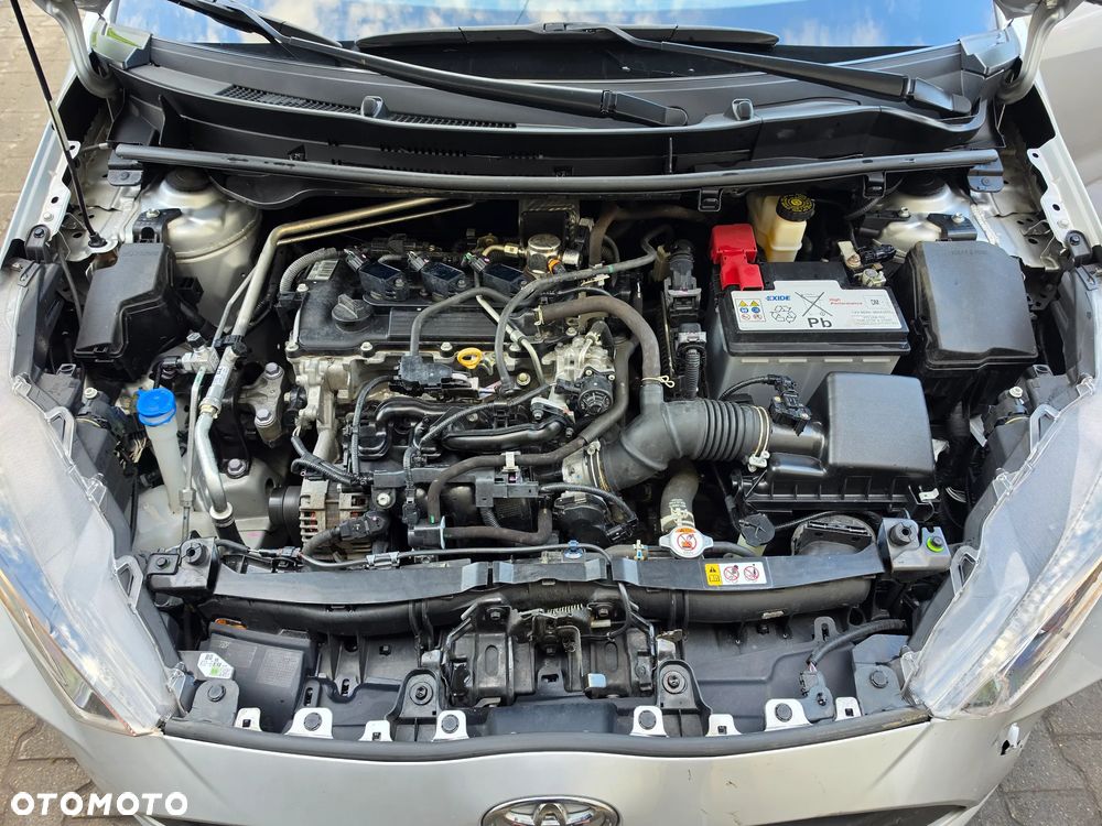 Toyota Yaris 1.5 VVT-i Comfort - 21