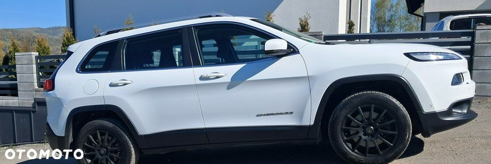 Jeep Cherokee - 7