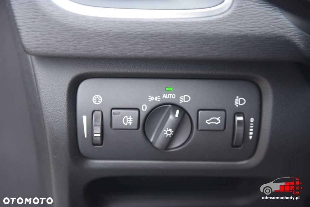 Volvo V40 - 33