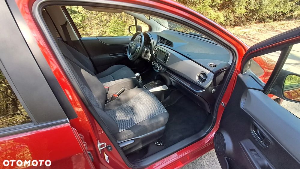 Toyota Yaris - 7