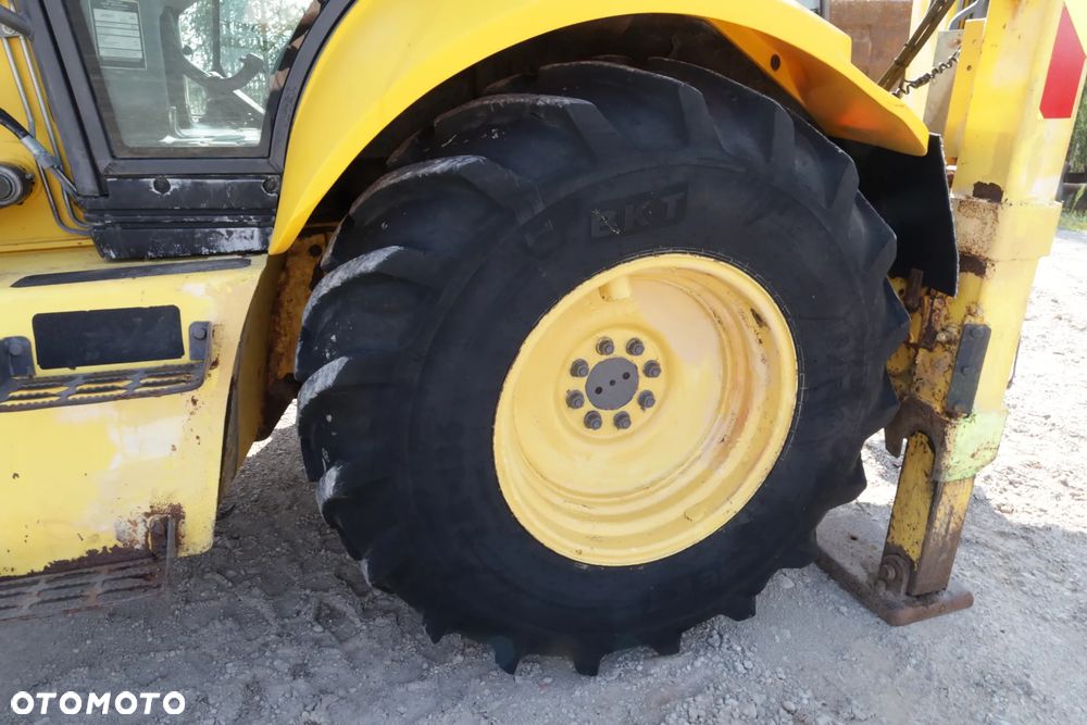 New Holland LB110B - 22