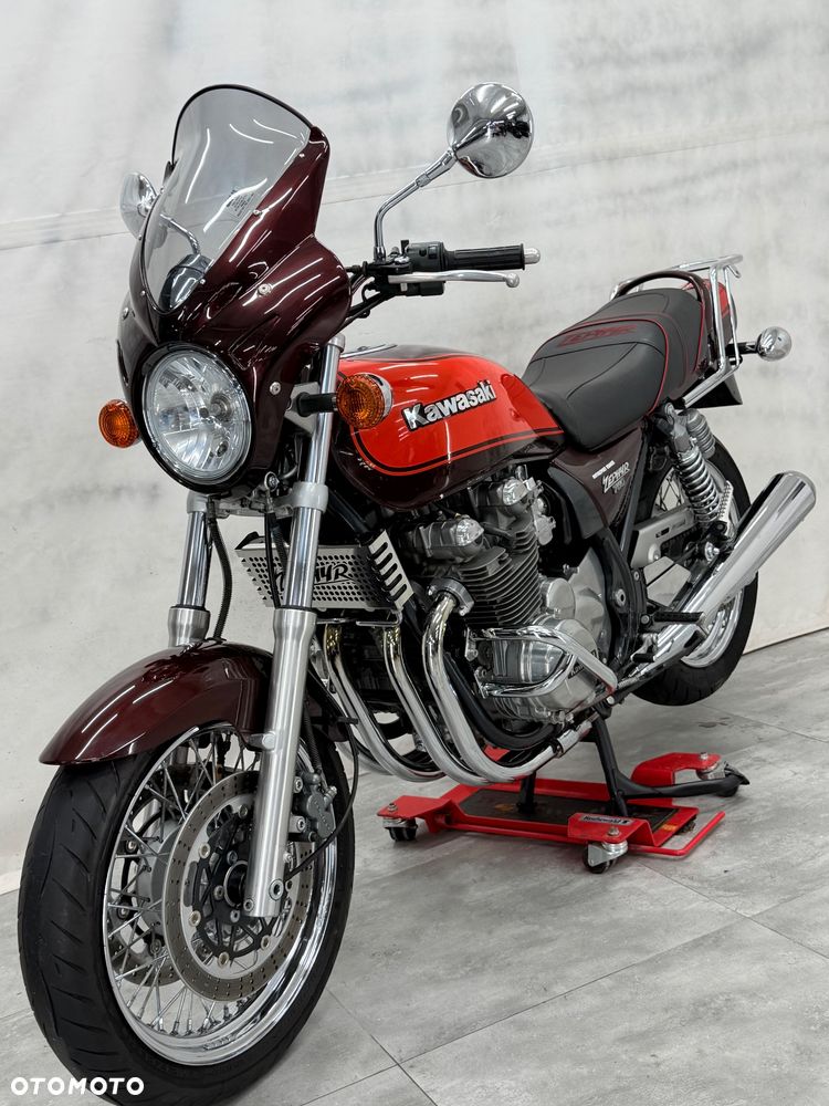 Kawasaki Zephyr - 1
