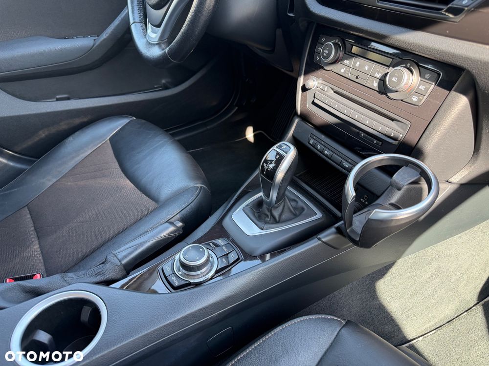 BMW X1 sDrive18d xLine - 21