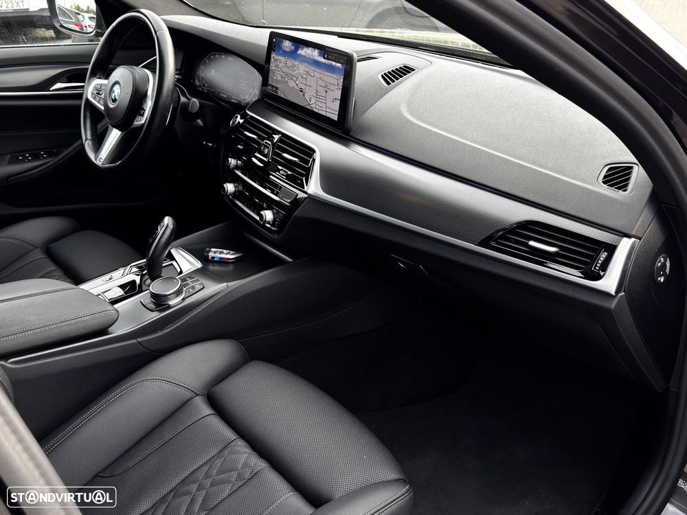 BMW 530 e Pack M - 9