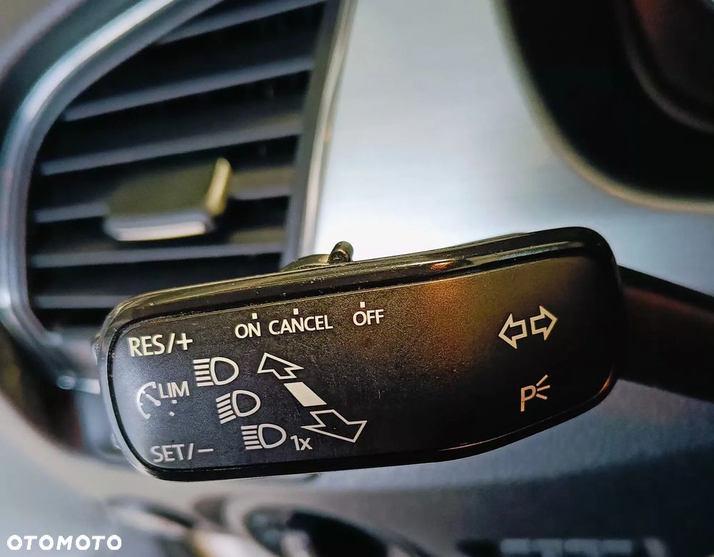 Skoda Fabia 1.0 Ambition Plus - 10