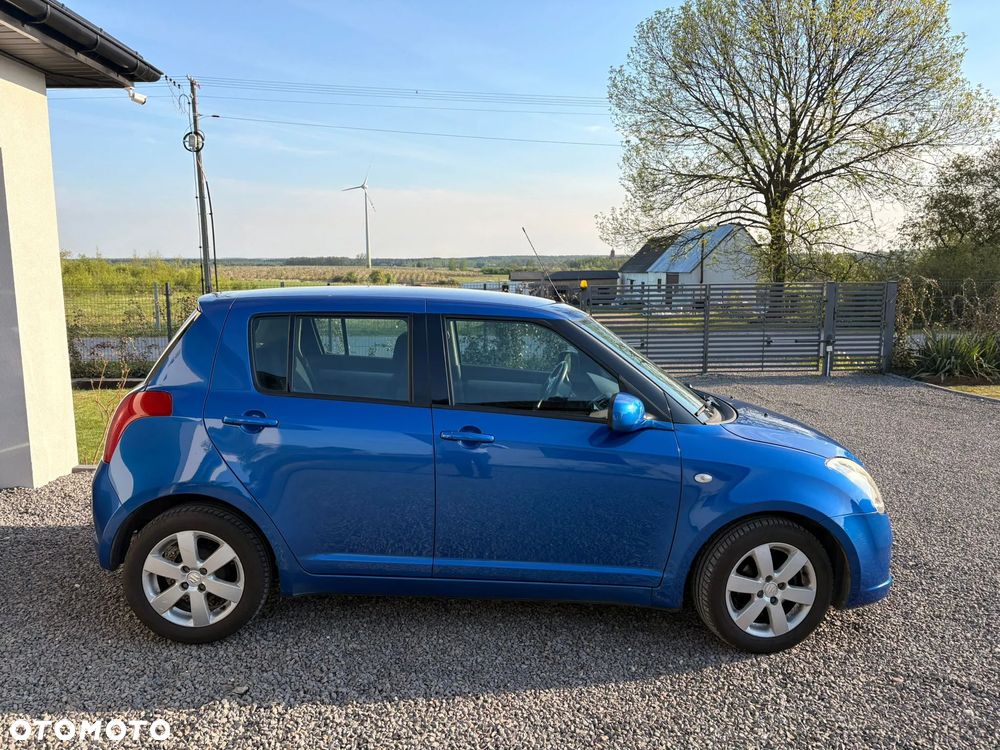 Suzuki Swift 1.3 Club - 6