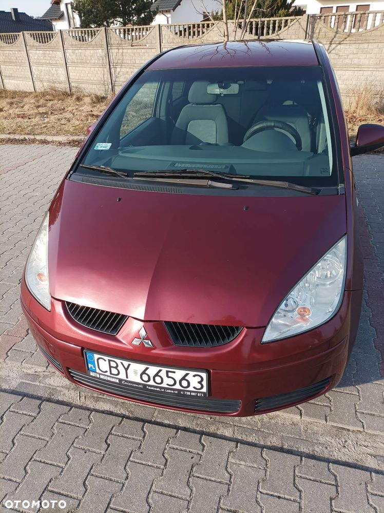 Mitsubishi Colt - 3
