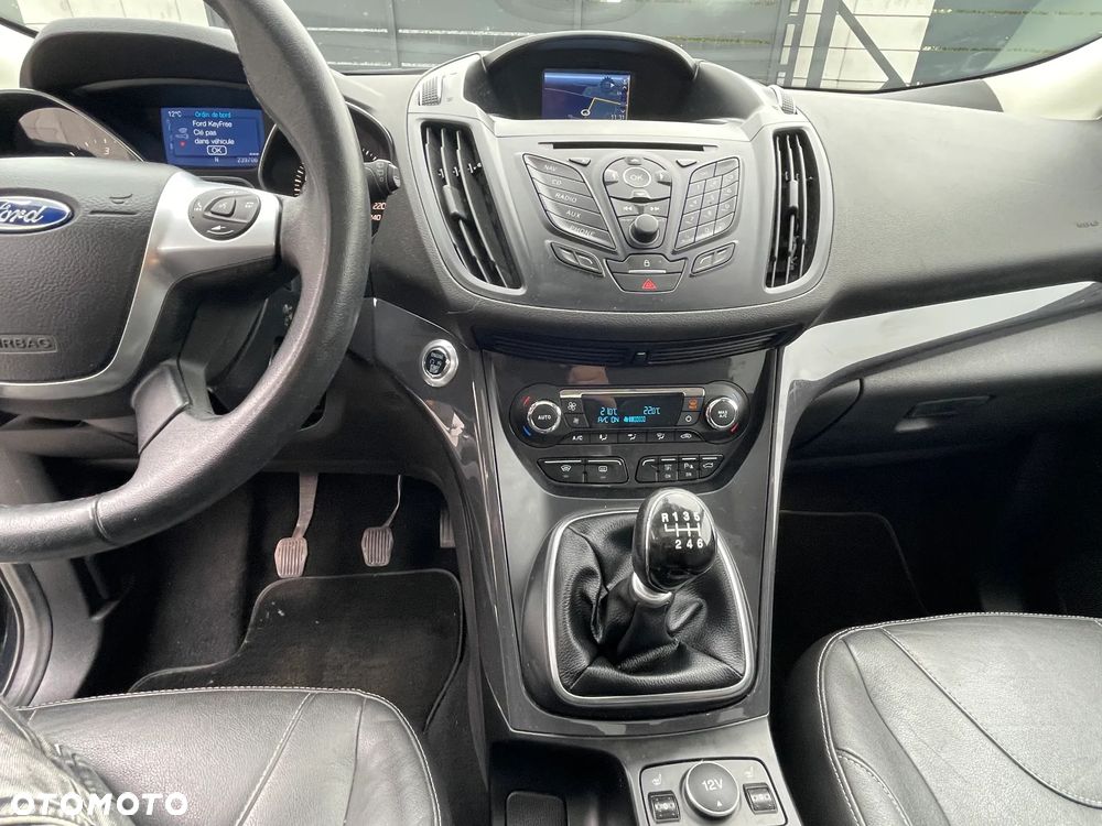 Ford Kuga 2.0 TDCi Titanium - 22