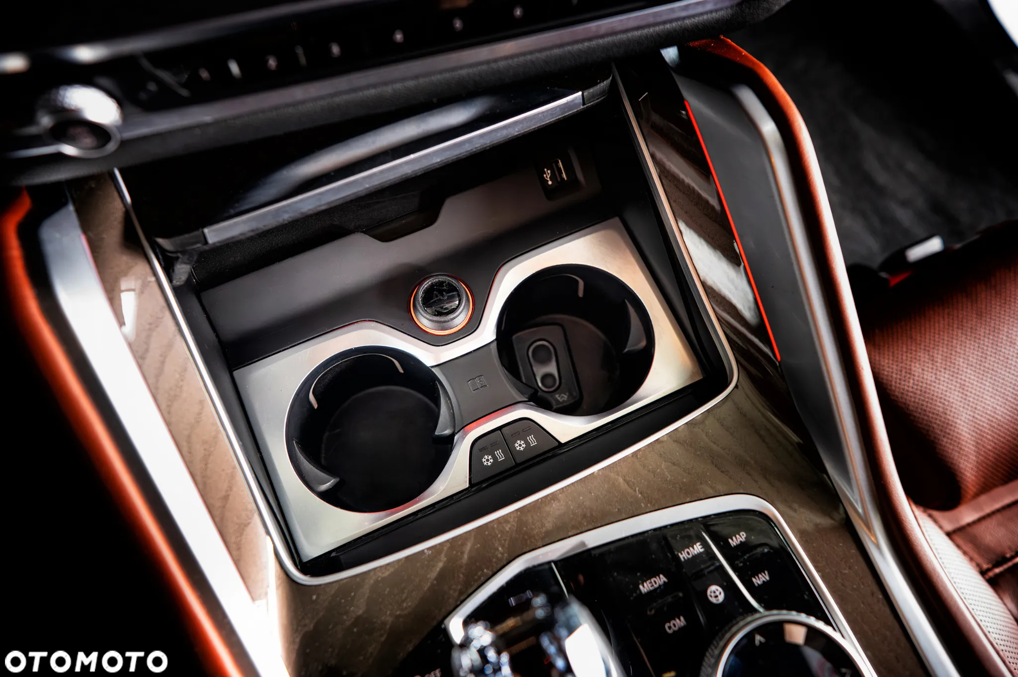 BMW X6 xDrive40i - 28