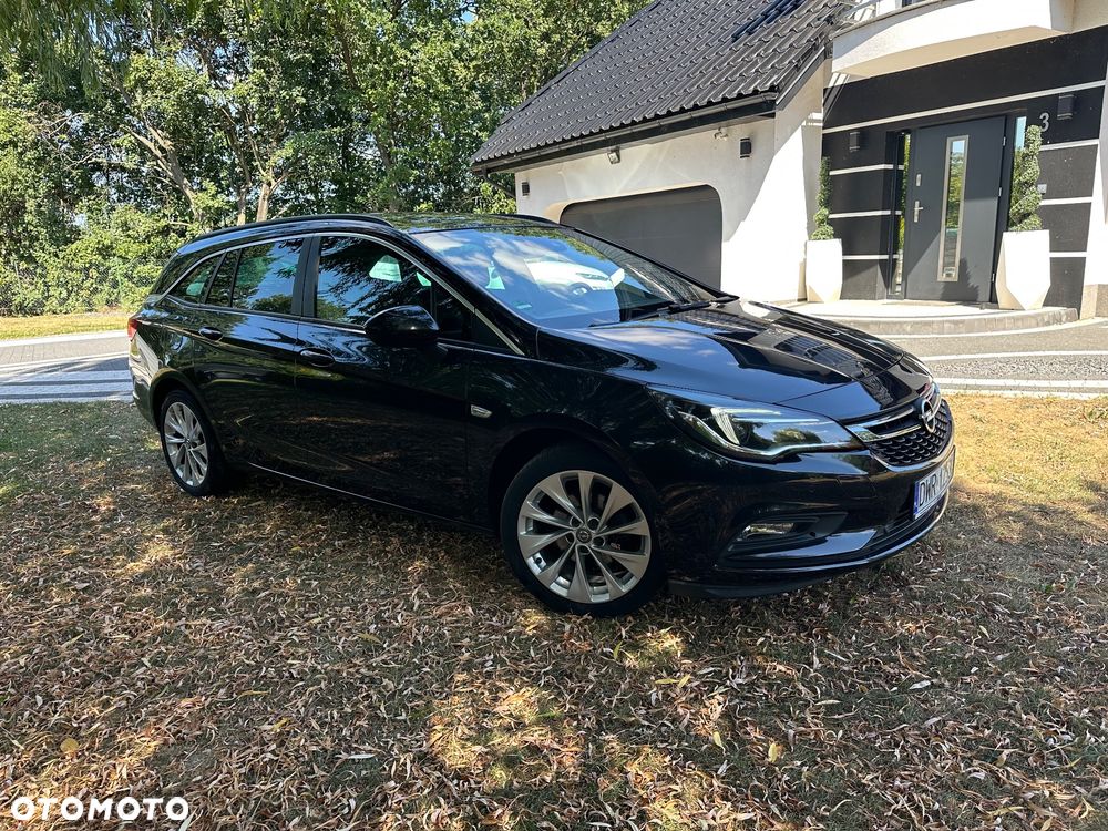 Opel Astra 1.4 T Elite - 10