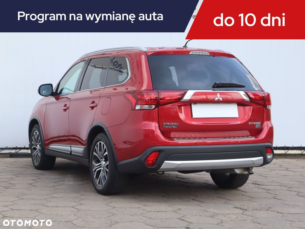Mitsubishi Outlander - 6