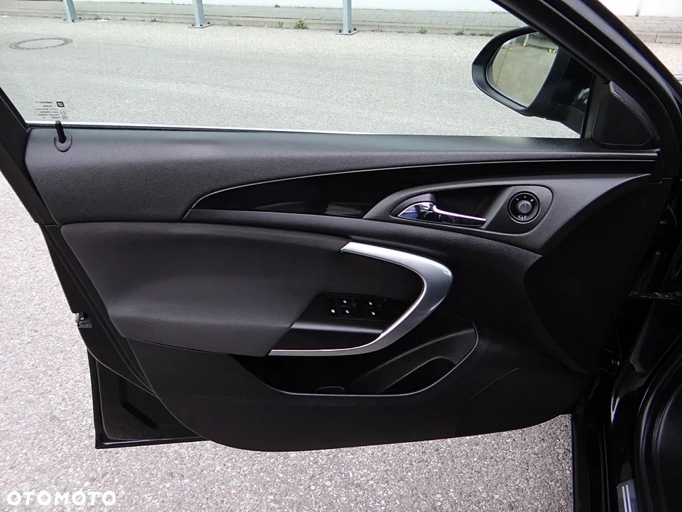 Opel Insignia 2.0 Turbo - 23