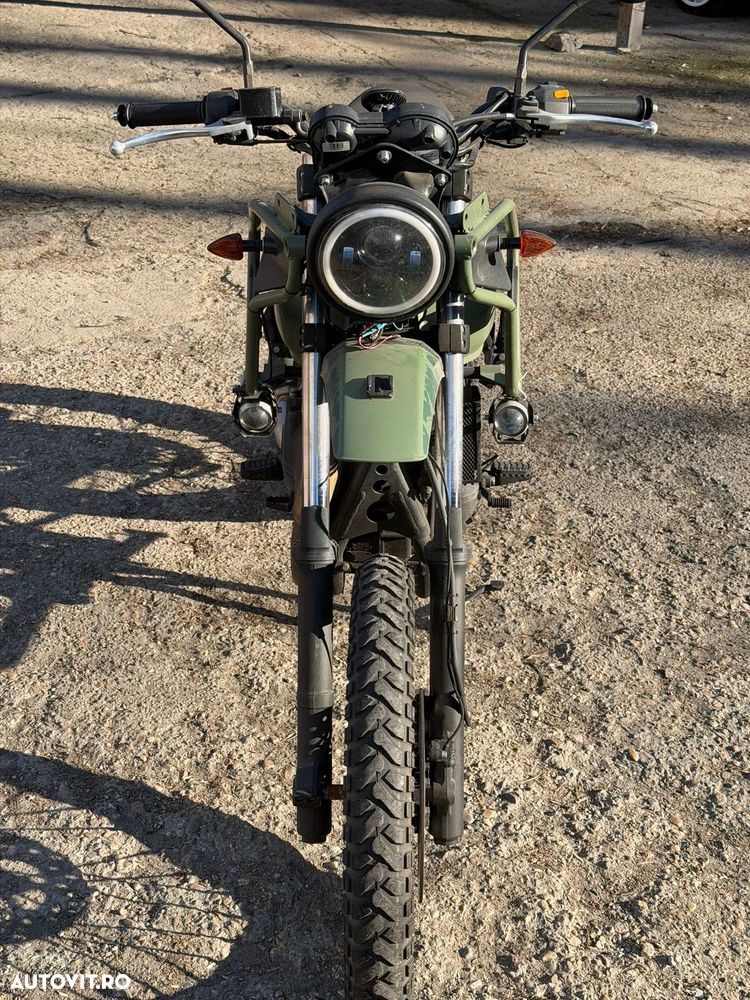 Royal Enfield Himalayan - 11