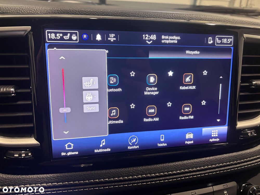 Chrysler Pacifica - 27