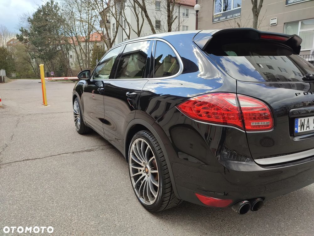 Porsche Cayenne - 30