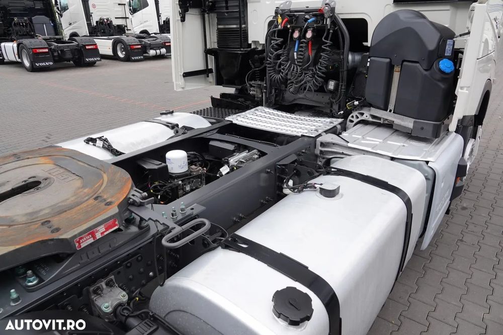 Volvo FH 460 / XXL / I-SHIFT / 2023 R / EURO 6 - 16