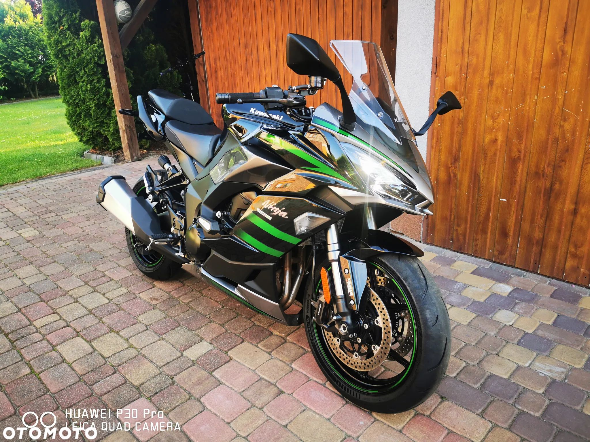 Kawasaki Ninja 1000 SX - 1