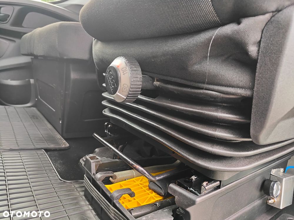 Iveco DAILY 50c18 3.0d 180KM** WINDA DHOLLANDIA 1000kg+UDT do 06.29r** Kontener 10-EuroPalet dł 515cm + rozstaw osi 4350cm** POLSKI SALON** DMC do 3.5T kat.B** - 24