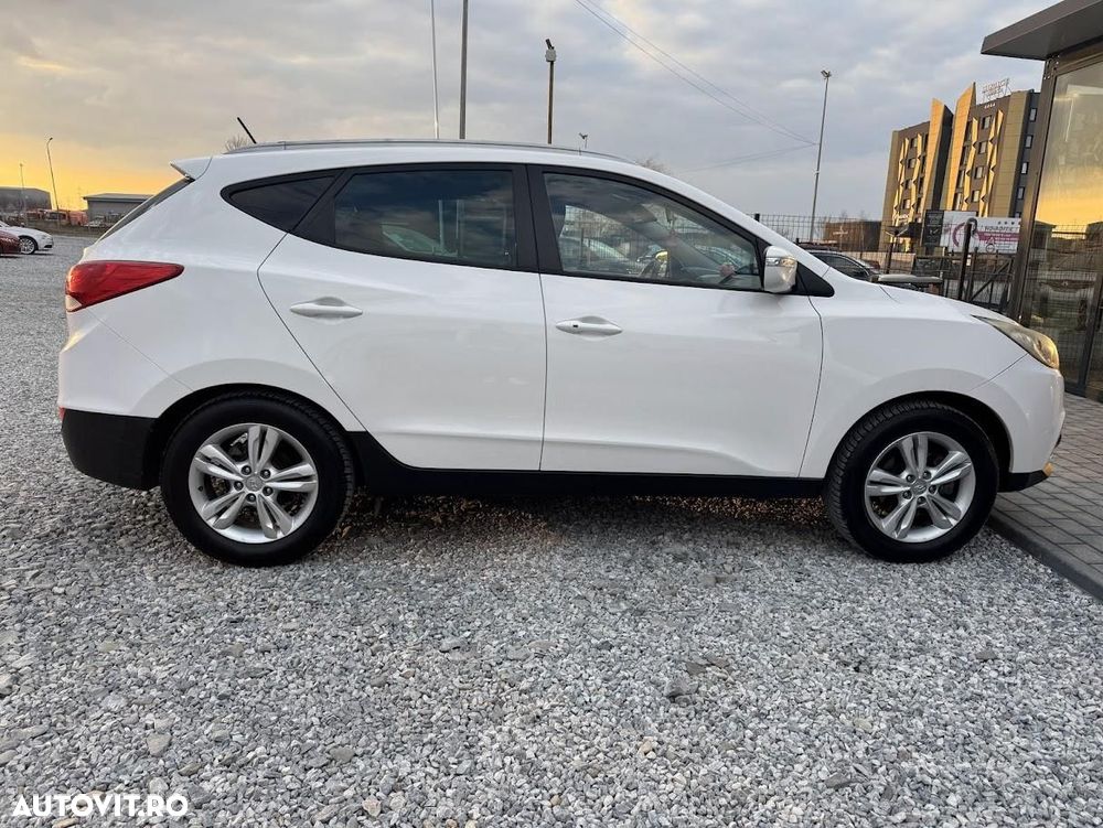 Hyundai ix35 - 11
