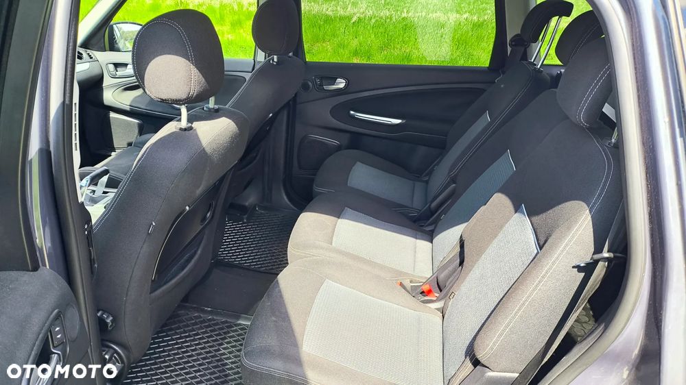 Ford S-Max 2.0 TDCi DPF Trend - 14