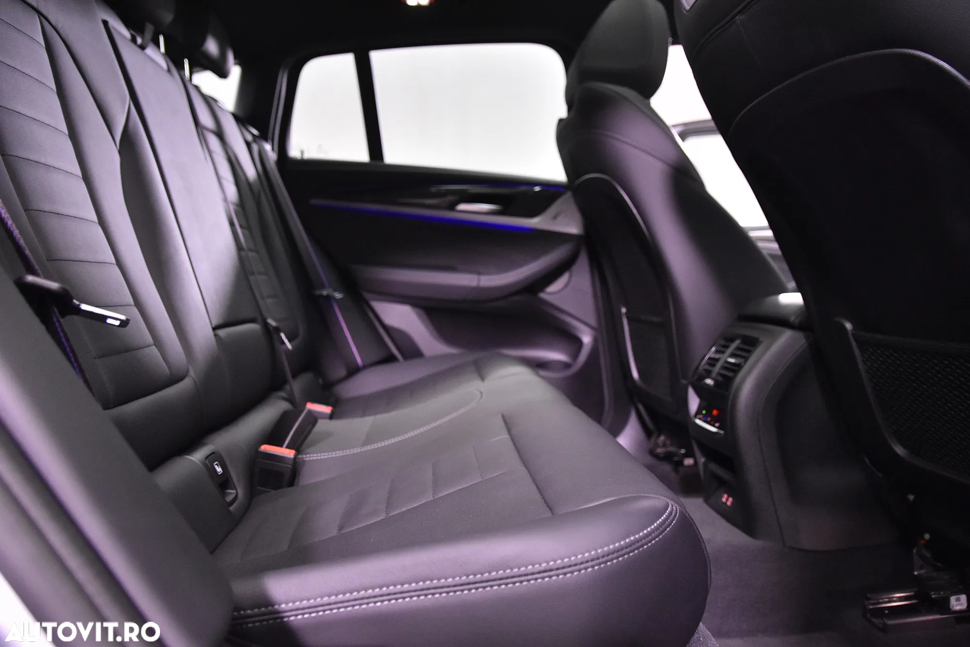 BMW X4 M M40i - 12