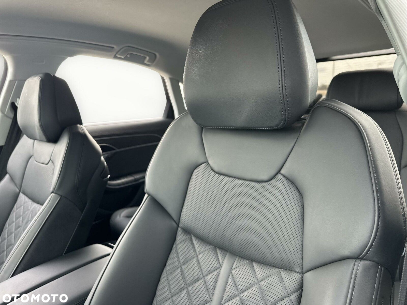Audi A8 - 14