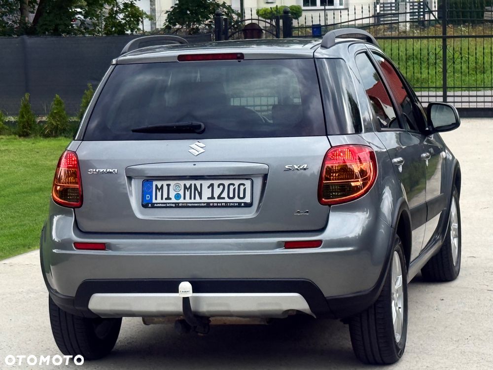 Suzuki SX4 1.6 VVT 4x4 Style - 8
