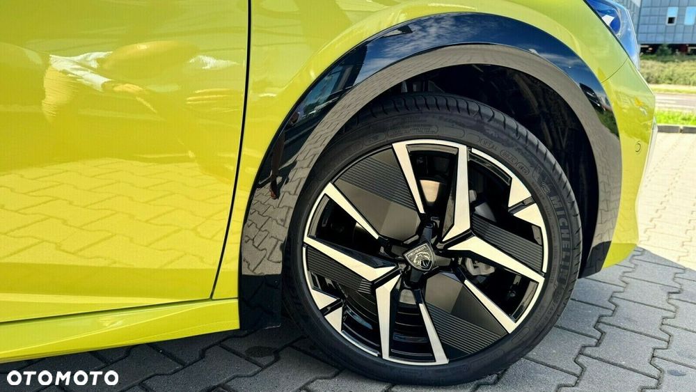 Peugeot 208 - 14