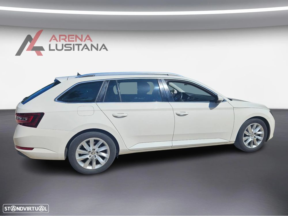 Skoda Superb Break 1.6 TDI Style - 8