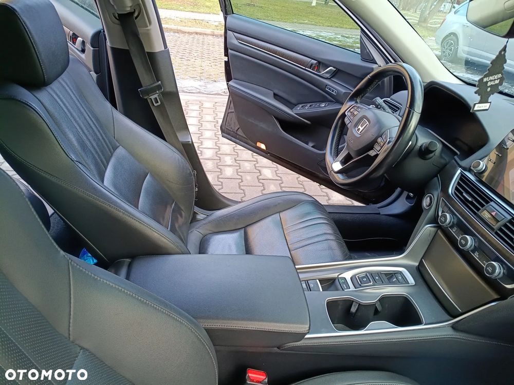 Honda Accord - 11
