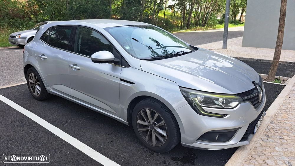 Renault Mégane 1.5 dCi Zen - 2