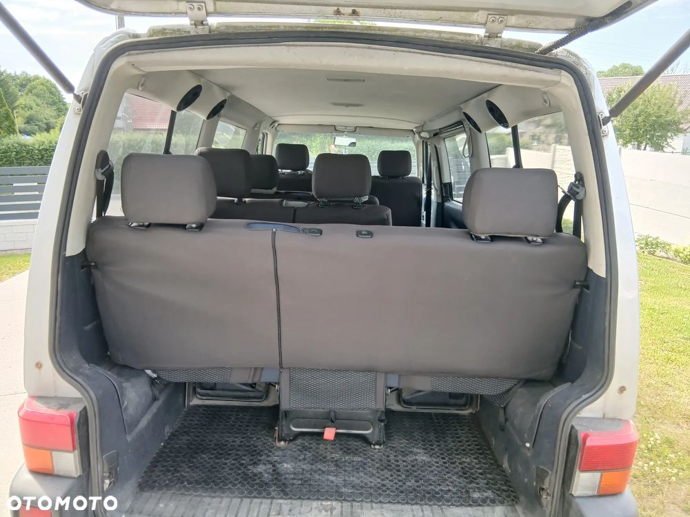 Volkswagen Caravelle Basis / CL - 10