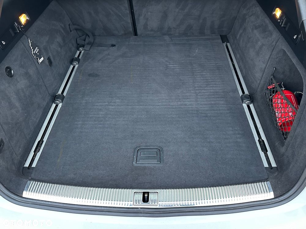 Audi A6 ver-2-0-tdi-ultra-s-tronic - 17