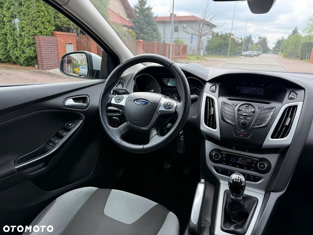 Ford Focus - 26