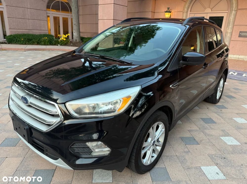 Ford Kuga 1.5 EcoBoost AWD Titanium ASS - 1