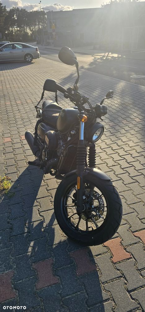 Hyosung GV - 9