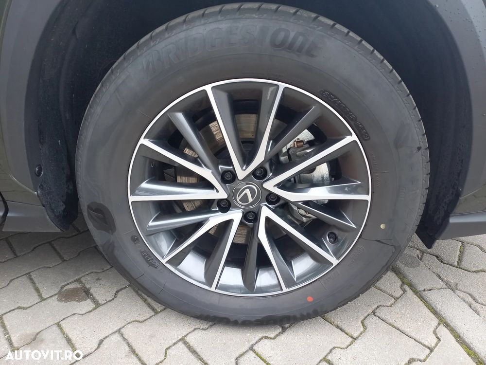 Lexus Seria NX 350h AWD CVT HEV Executive - 29