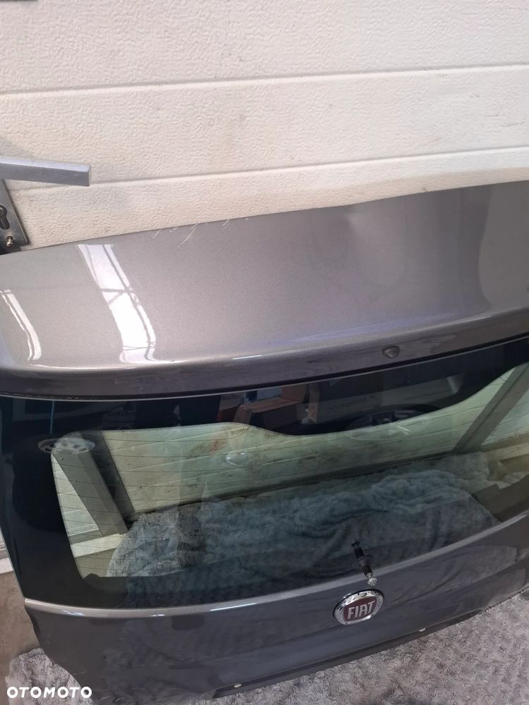 FIAT 500 KLAPA BAGAZNIKA - 3