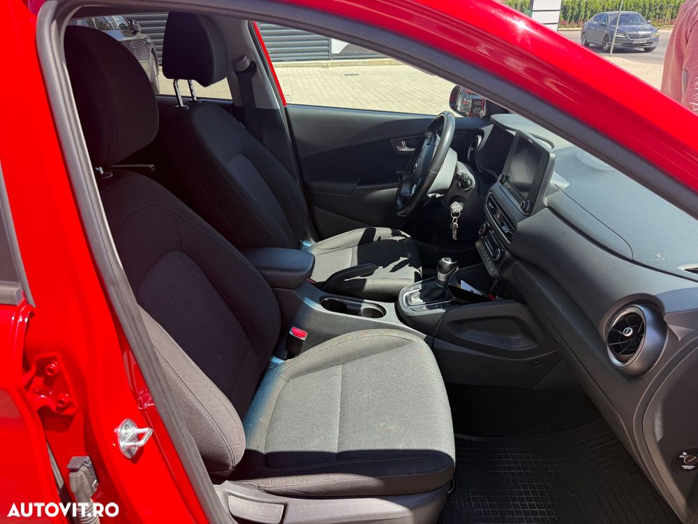 Hyundai KONA - 9