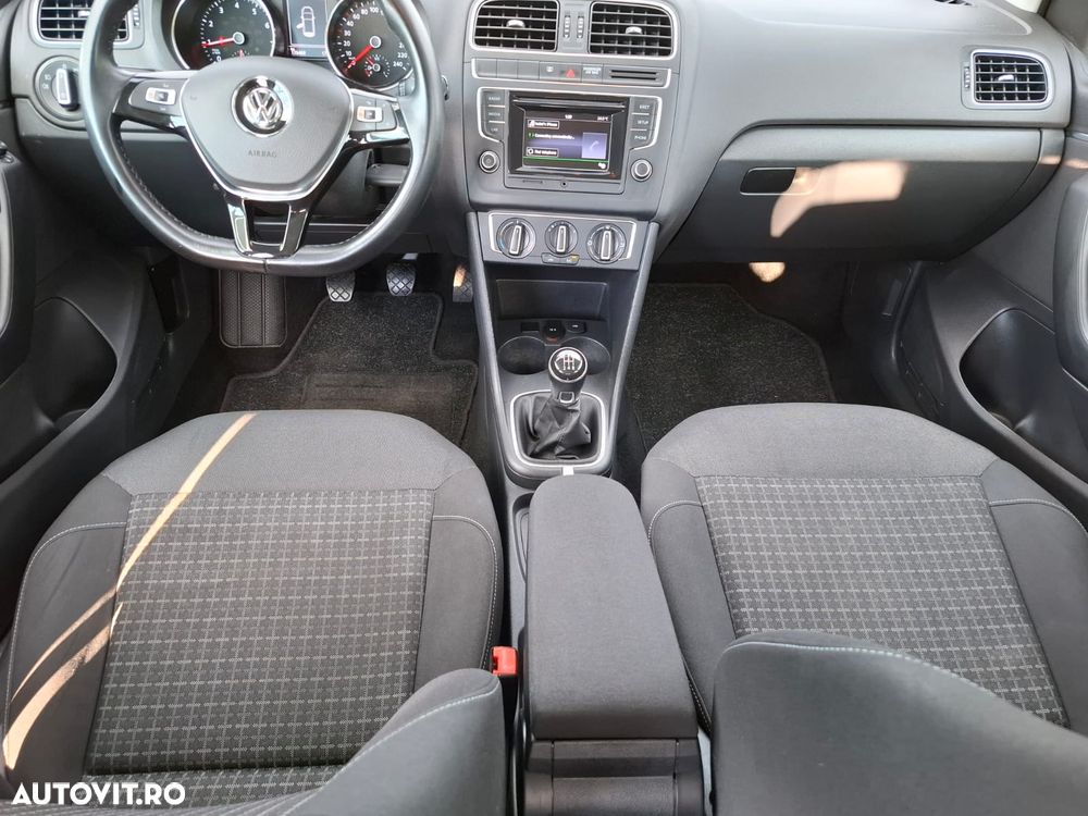 Volkswagen Polo 1.0 Comfortline - 26