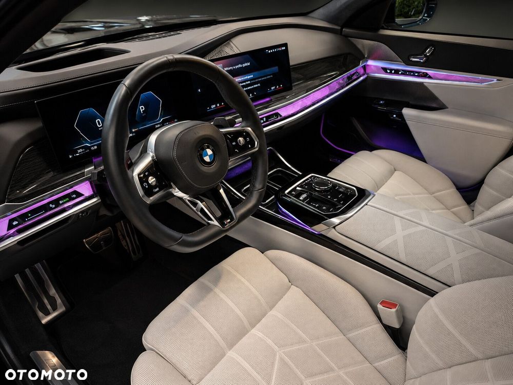 BMW Seria 7 - 11