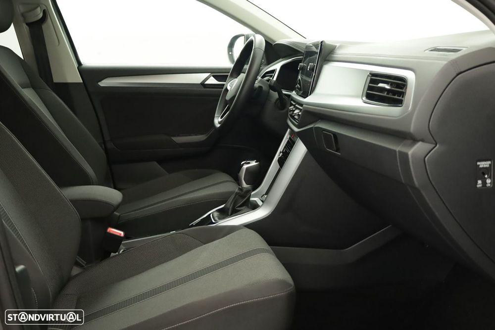 VW T-Roc 1.5 TSI Urban DSG - 20