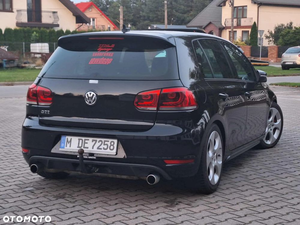 Volkswagen Golf 2.0 GTI - 3
