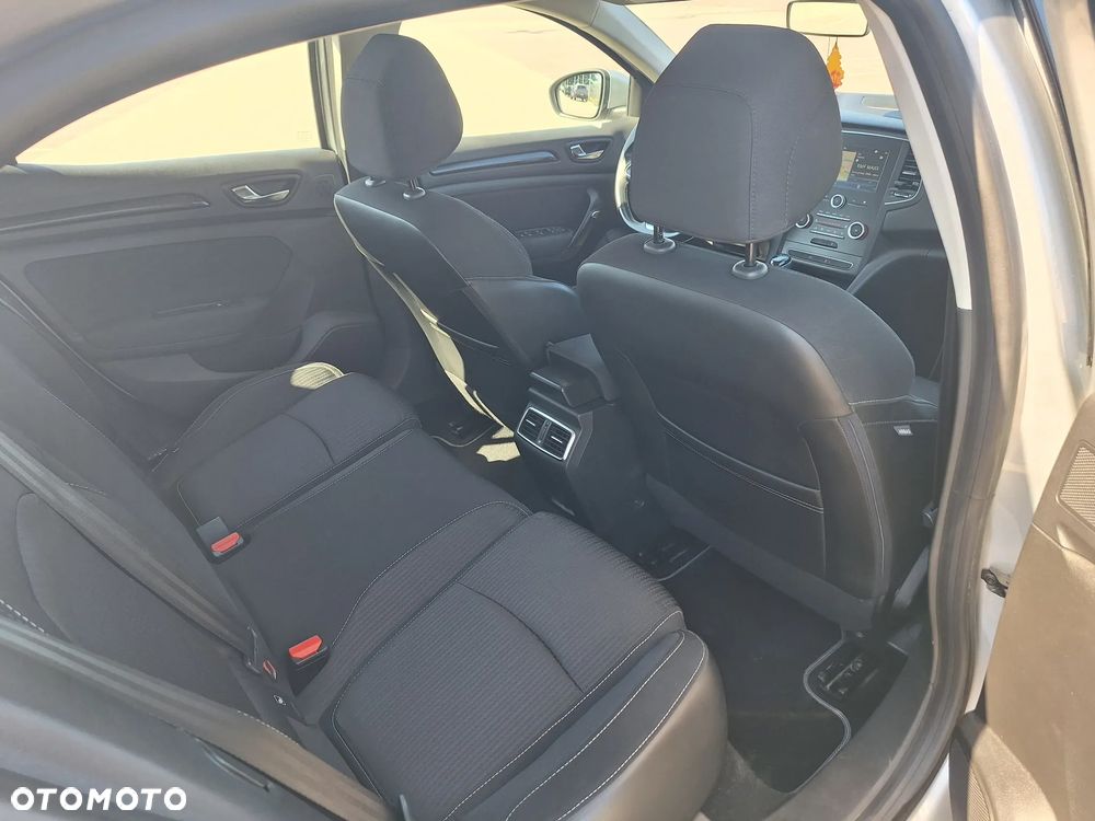 Renault Megane 1.5 dCi Zen - 7