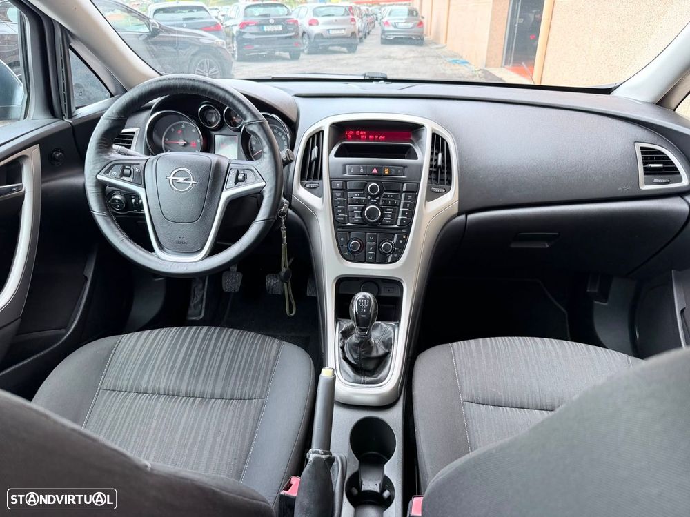 Opel Astra 1.3 CDTI Cosmo - 10