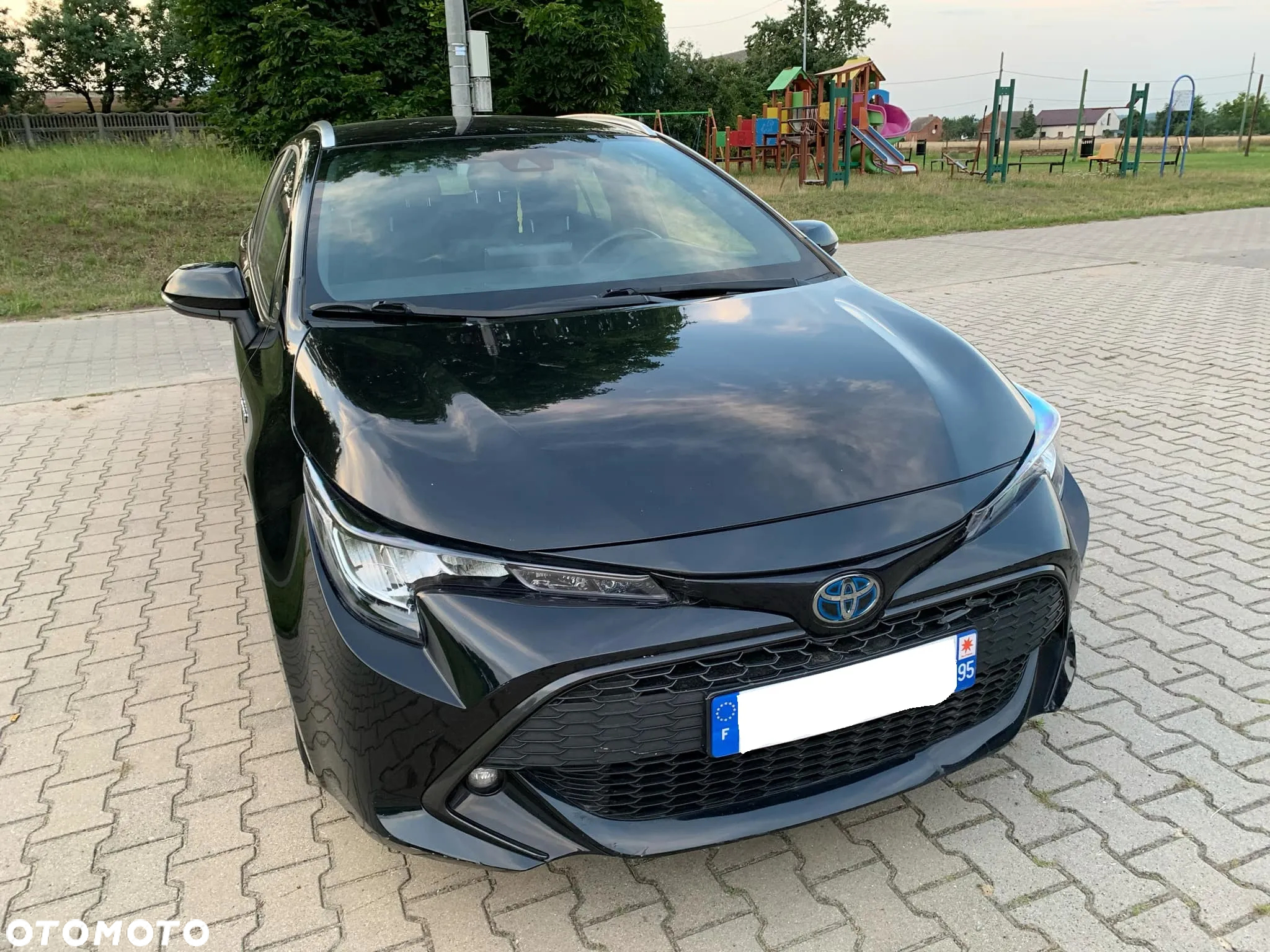 Toyota Corolla 1.8 Hybrid Executive - 27
